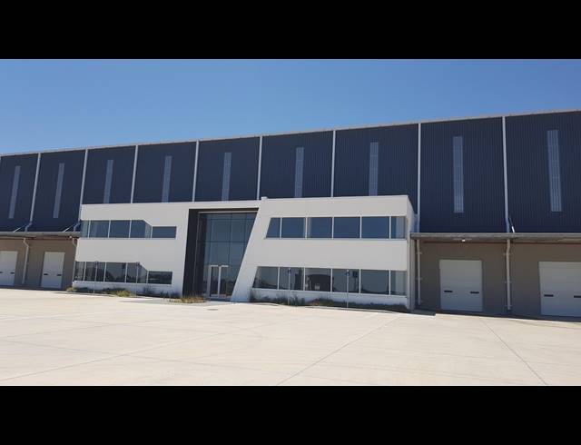 5,427M² WAREHOUSE TO LET IN BRACKENFELL INDUSTRIAL